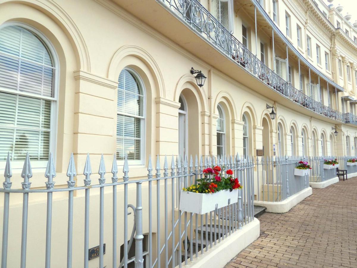 Meadfoot Bay Apartment At Hesketh Crescent Torquay Exterior foto